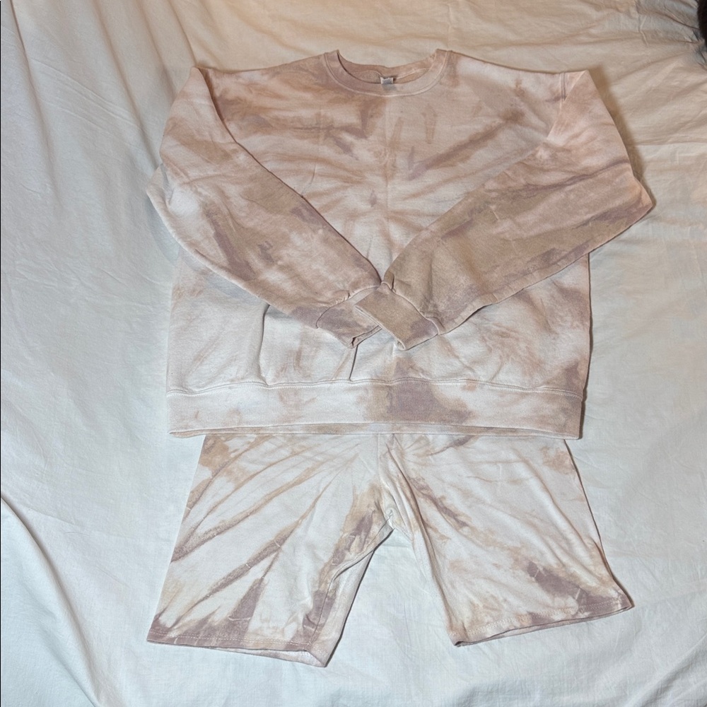 Cute Loungewear Set Tie Die Sweatshirt and Bike shorts
